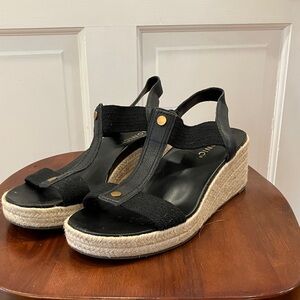 Vionic Black Espadrille Wedge Sandals